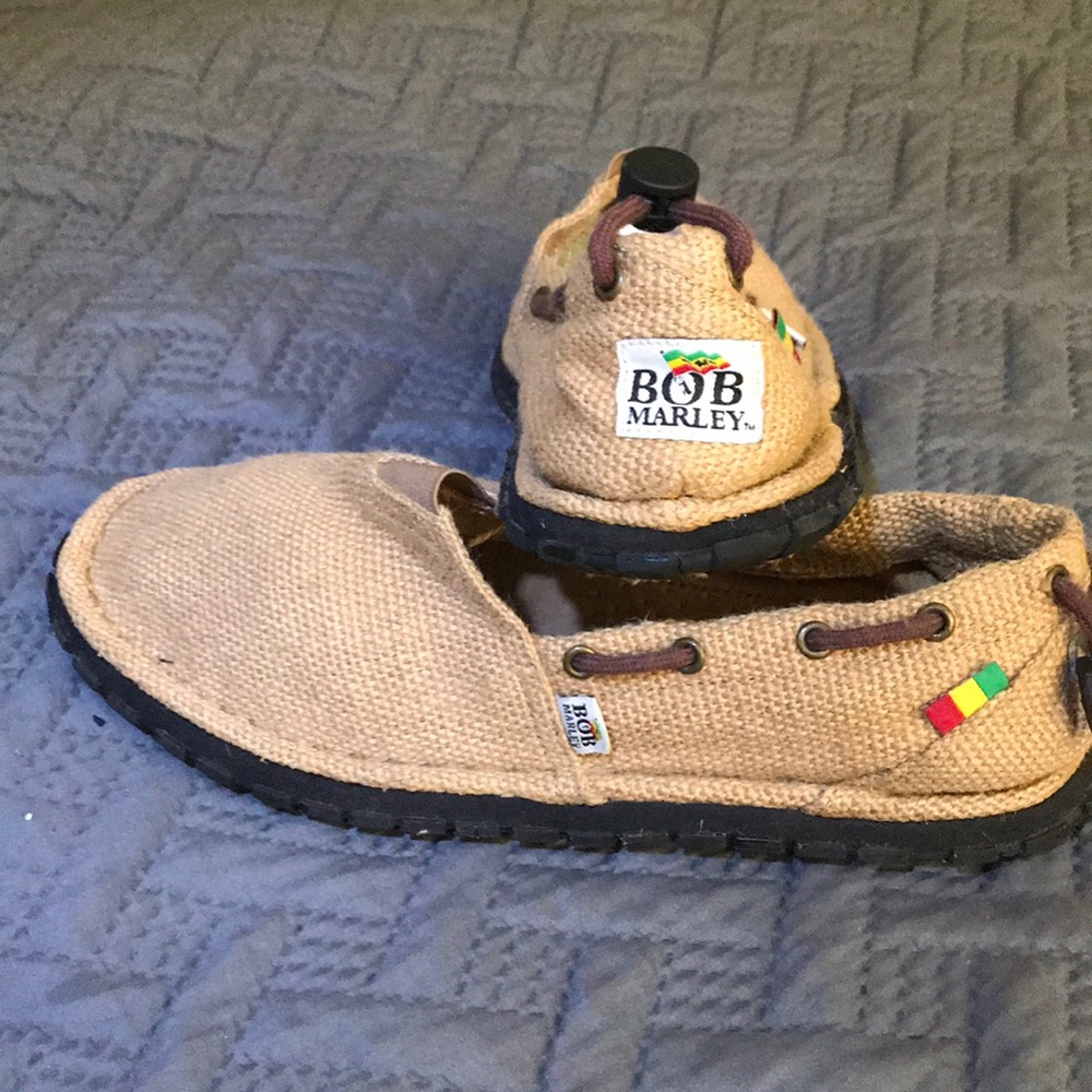 Shoes - Picture 3 of 5